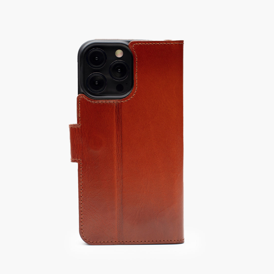 Classic Case iPhone 15 Pro