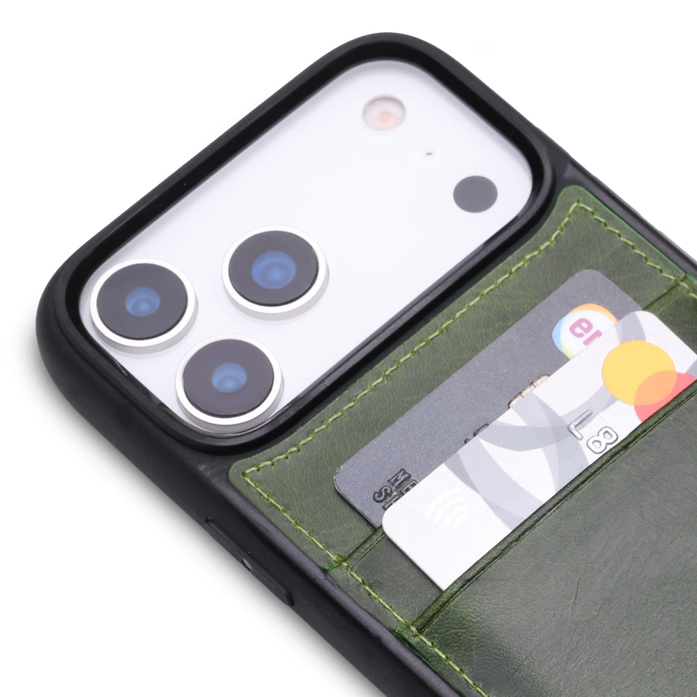 Back Cover C.C iPhone 17 Pro