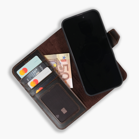 Magic Case iPhone 17