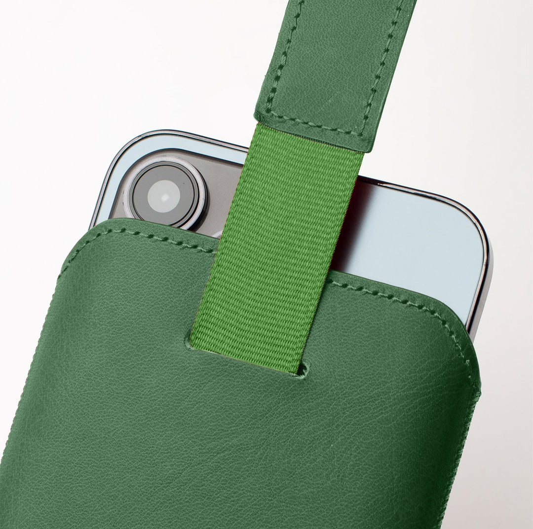 Pull-up El Yapımı Hakiki Deri iPhone 15 Plus Kılıfı